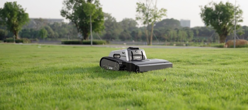 Autonomous Lawn Mower: Smart Technology for a Beautiful Lawn